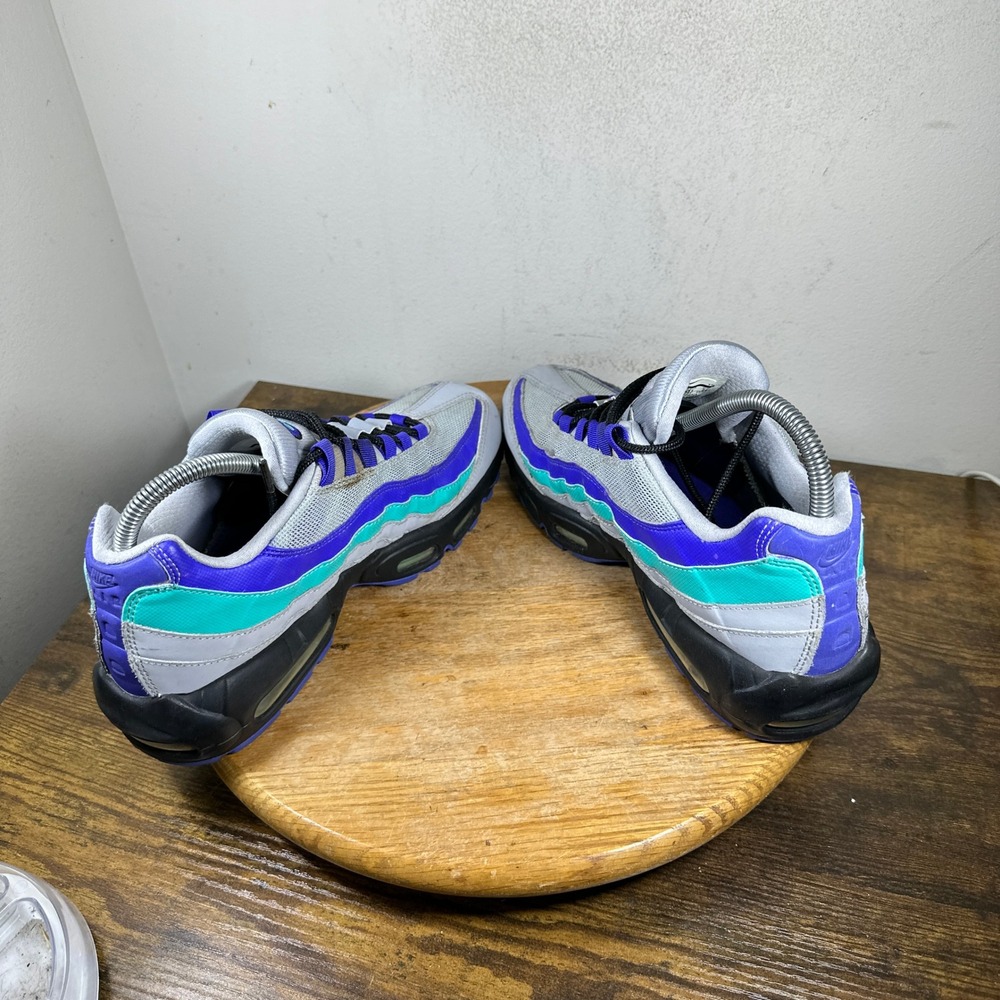 Nike Air Max 95 Mens Size 8 Gray Purple Teal Running Shoes AT2865-001 - Picture 4 of 10